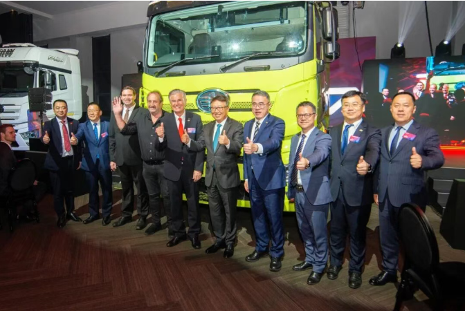 FAWDE J7 Heavy-Duty Truck Launched in South Africa | FAW Global Expansion