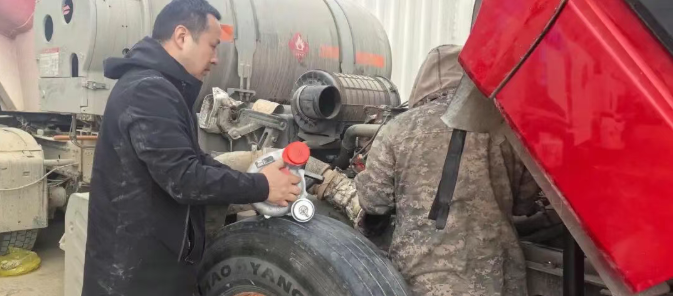 3,700 Meters Altitude, 160 km Journey! FAWDE Cross-Border Rescue Delivers Heartwarming Service